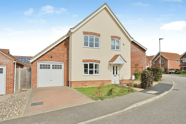 Monarch Close, Wymondham, photo 1