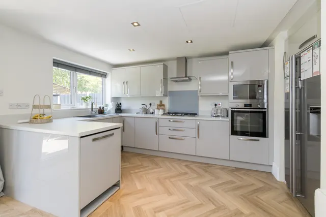 Wigan Lane, Wigan, WN1, photo 2
