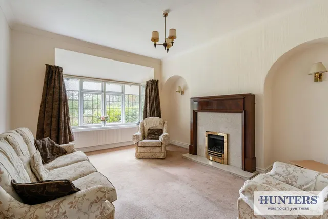 Thorpe Lane, Guiseley, LS20, photo 3