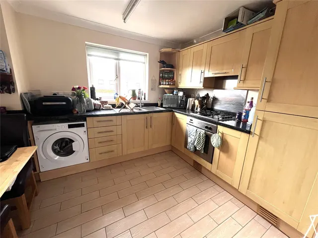 London Road, Pembroke Dock, SA72, photo 2