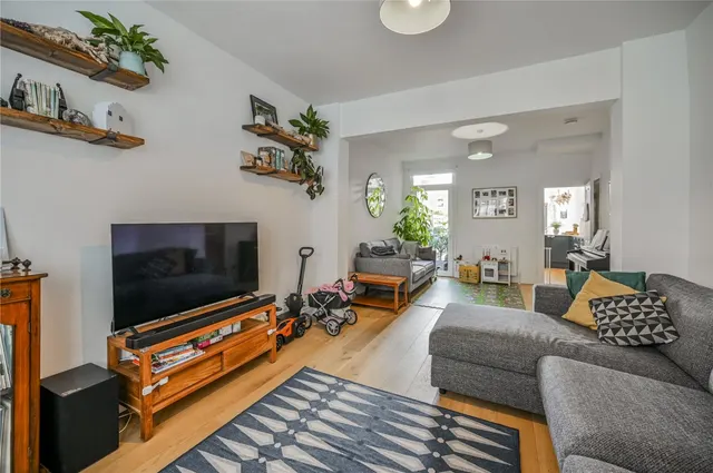 Stanley Road, Southgate, N11, photo 2