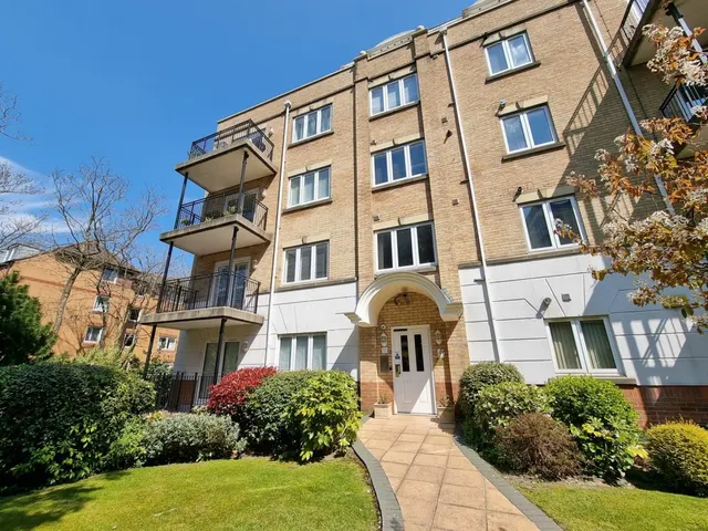 St Peters Road, Bournemouth, photo 1