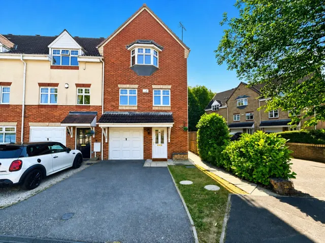 Cobblestone Drive, Berry Hill Quarry, Mansfield, photo 1