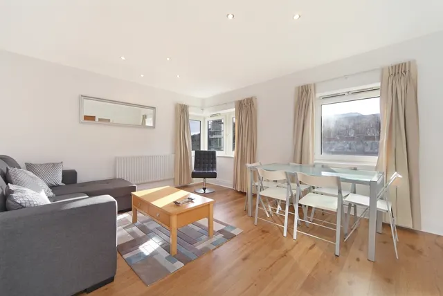 Warren House, Beckford Close London W14, photo 1