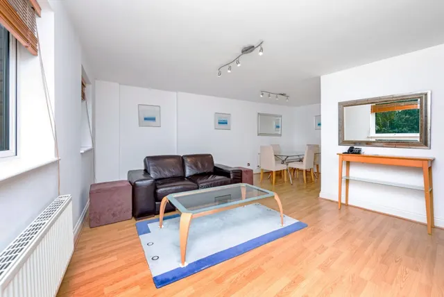 Photo 3 — Annes Court, Palgrave Gardens, Regent's Park, London, NW1 6EN