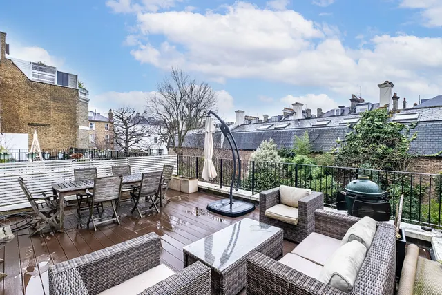 Photo 3 — Harcourt Terrace, London, SW10