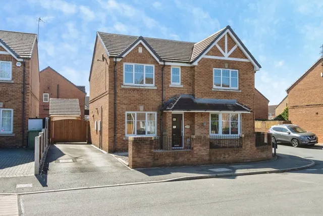 Gleneagles Drive, Normanton, West Yorkshire, WF6, photo 1