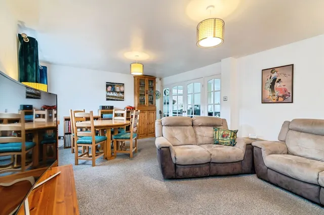 Newlands Drive, Gedling, NG4, photo 3