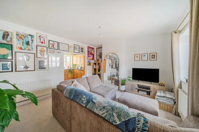 Dedworth Road, Windsor, SL4, photo 2