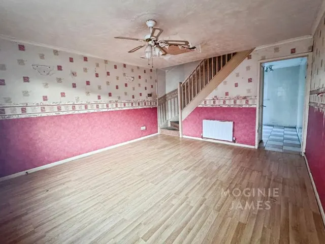 Laureate Close, Llanrumney, CF3, photo 3