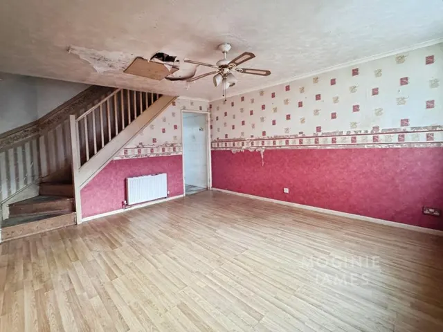 Laureate Close, Llanrumney, CF3, photo 2