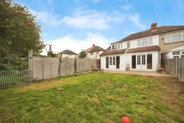 Mayne Avenue, Luton, LU4, photo 2