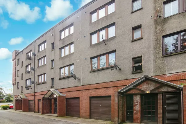 Inchinnan Road, Paisley, Renfrewshire, PA3, photo 1