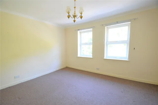 Godstone Road, Kenley, CR8, photo 3