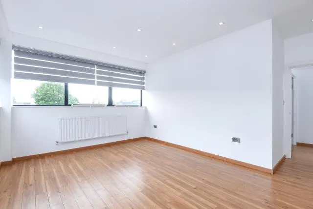 Southfield Road, Witney, OX29, photo 2