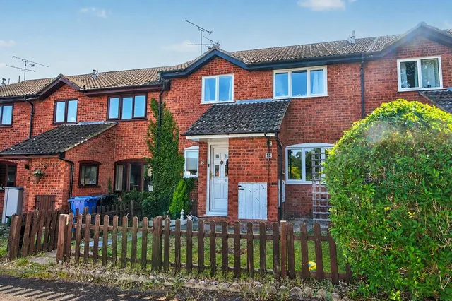 Haig Lane, Fleet, GU52, photo 1