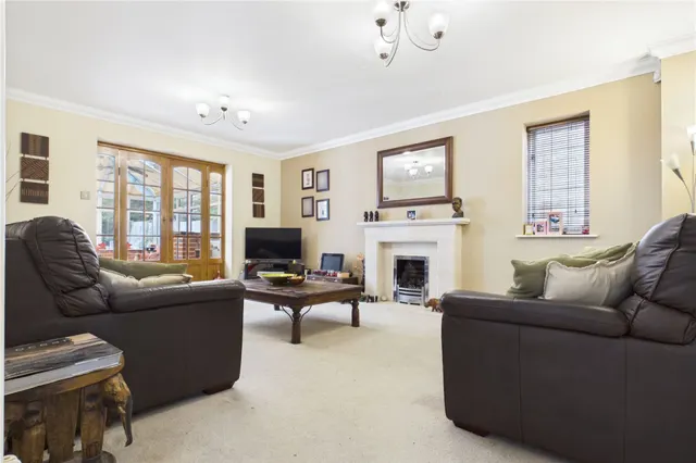 Mallard Way, Aldermaston, RG7, photo 2