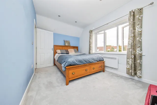 Photo 3 — Blenheim Drive, Colchester