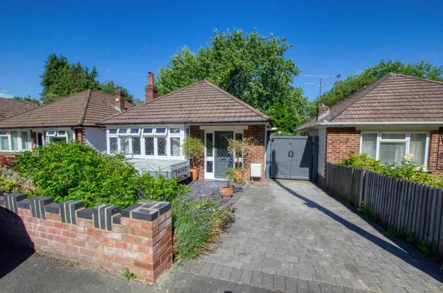 Exleigh Close, Southampton, Hampshire, SO18 5FB, photo 1