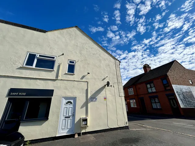 Silver Street, LE67, photo 1