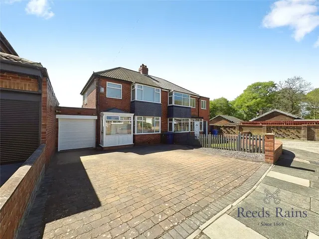 Carlton Gardens, Newcastle upon Tyne, Tyne and Wear, NE15, photo 1