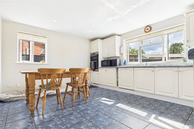 Heath Road, Bradfield Southend, RG7, photo 2