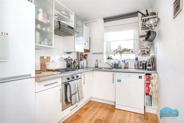 Maitland Park Villas, Belsize Park, NW3, photo 3