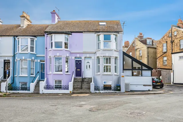 Blatchington Road, Seaford, photo 1