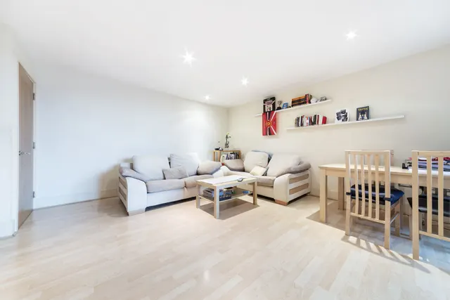 Flagstaff House, Nine Elms, London, photo 1
