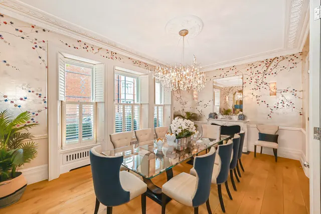 Photo 3 — Osprey House, Onslow Gardens, Kensington, London