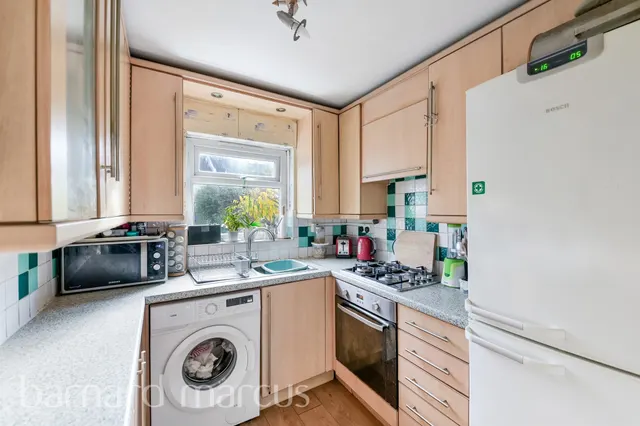 Theobald Road, Croydon, CR0, photo 3