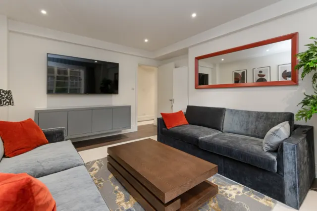 Vicarage Gate, Kensington, W8, photo 3