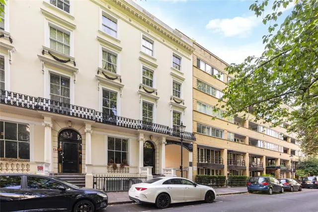 Photo 2 — Porchester Square Mews, London, W2