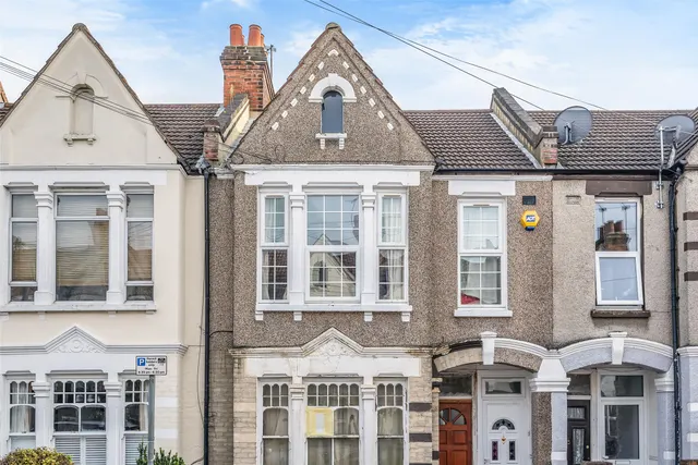 Tynemouth Road, Mitcham, CR4 2BN, photo 1