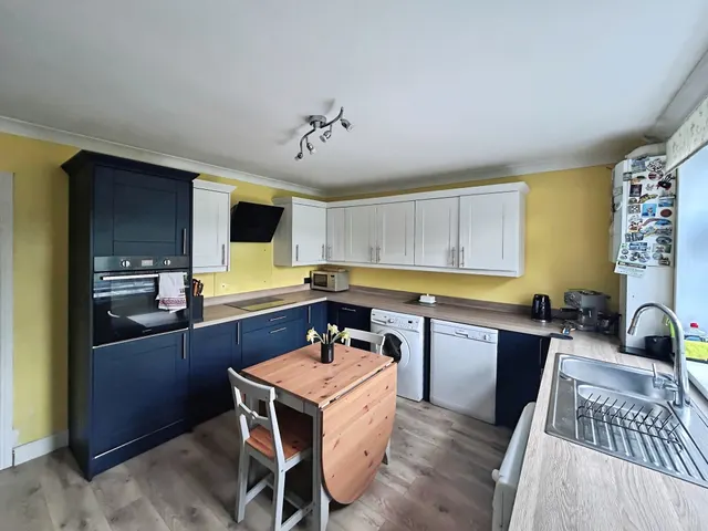 Church Street, Eastwood, NG16, photo 3