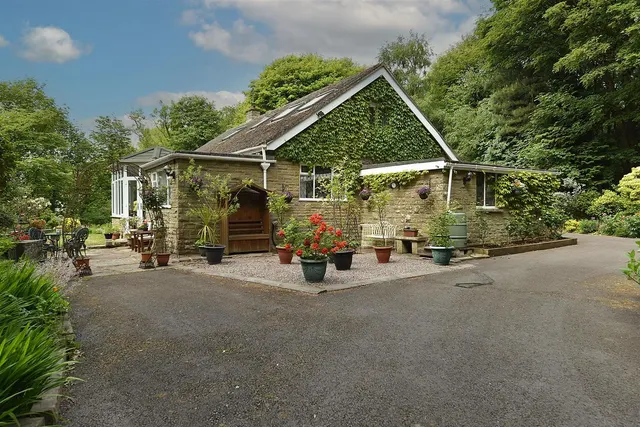 Windmill Lane, Kerridge, photo 1