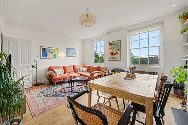 Photo 2 — Thornhill Crescent, London, N1 1BJ
