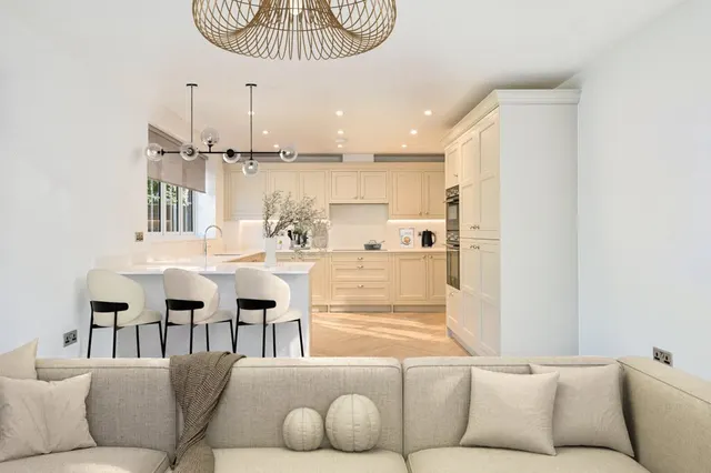 Shelvers Way, Tadworth, KT20, photo 3