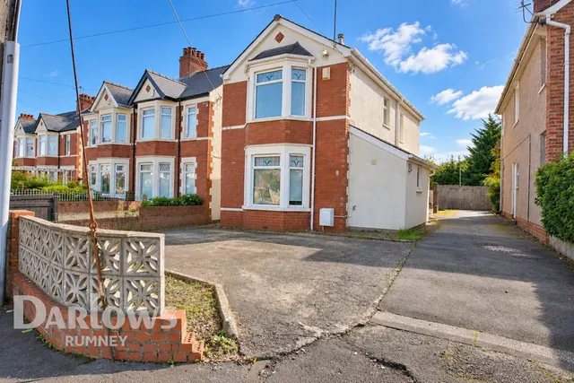 Tyr-Y-Sarn Road, Cardiff, photo 1