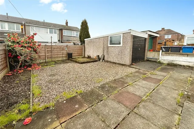 Photo 2 — Worcester Road, Wardley, Manchester, M27