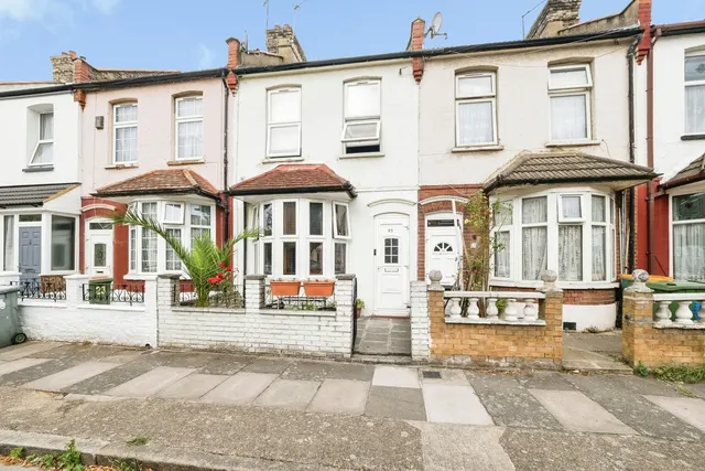 Beverley Road, East Ham, London, E6, photo 1