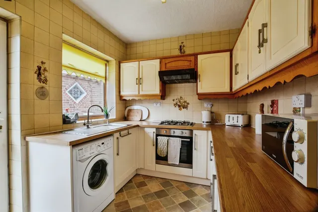 Photo 3 — Lumley Crescent, Skegness