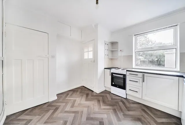 Spenser Road, Cheltenham, GL51, photo 3
