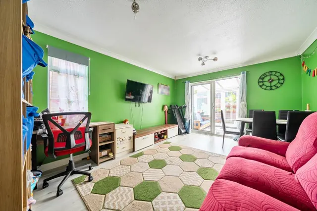 Blanchard Close, Leominster, HR6, photo 2