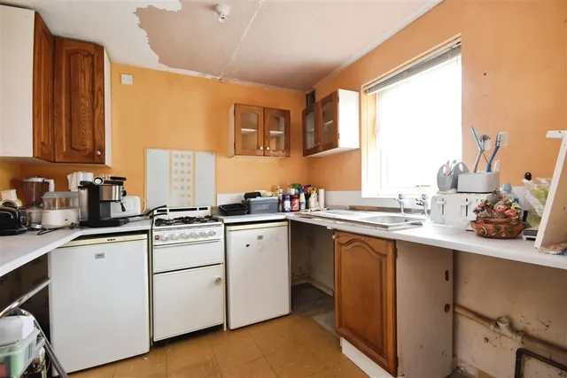 Photo 2 — Braithwaite Avenue, ROMFORD