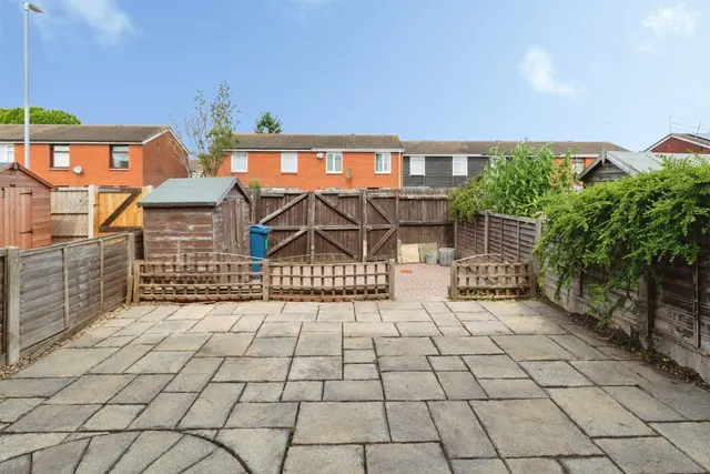 Edison Road, Stafford, ST16, photo 2