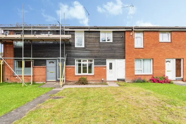 Edison Road, Stafford, ST16, photo 1