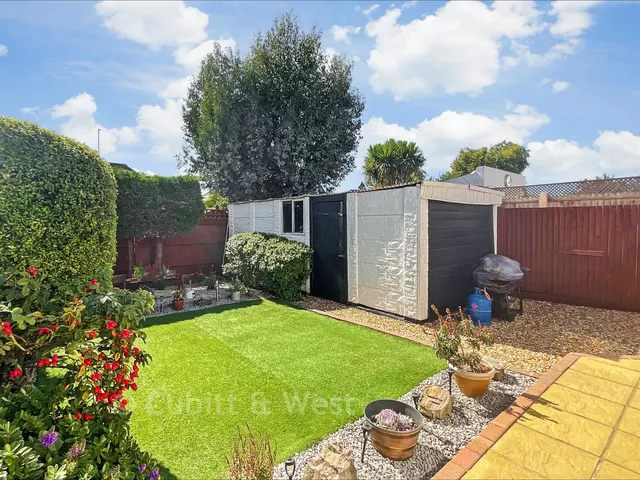 Angus Road, Goring-By-Sea, BN12, photo 2
