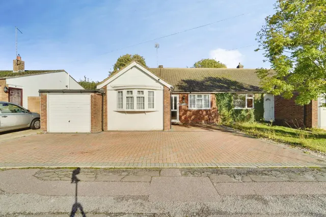 Cemetery Road, Dunstable, LU5, photo 1