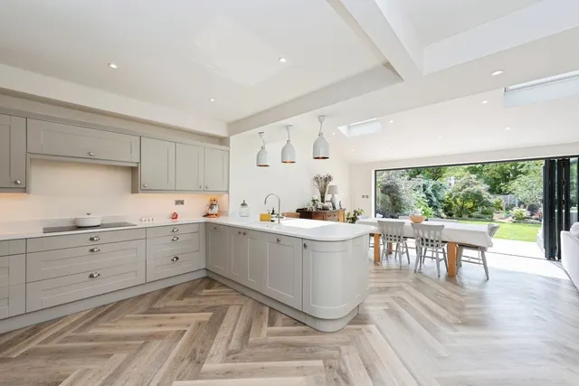 Glebe Gardens, New Malden, KT3, photo 1